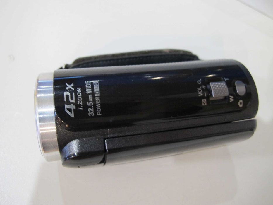 Panasonic HDC-HS80,  HC-V100, Full HD, 42 x opt zoom
