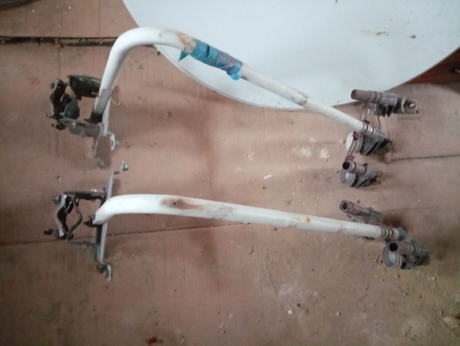 Супутникова антенна тарілка