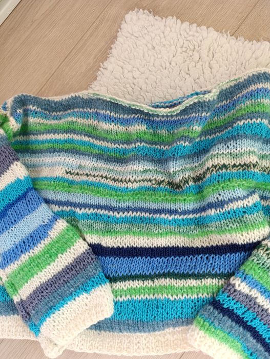 Sweter kolorowy wloczka