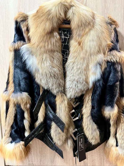 Полушубок зі вставками натурального хутра лисиці. Шуба. Нова