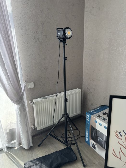 Студійне світло Godox SL60IID (SL60II D) + софтбокс Godox + стійка Arsenal-2600