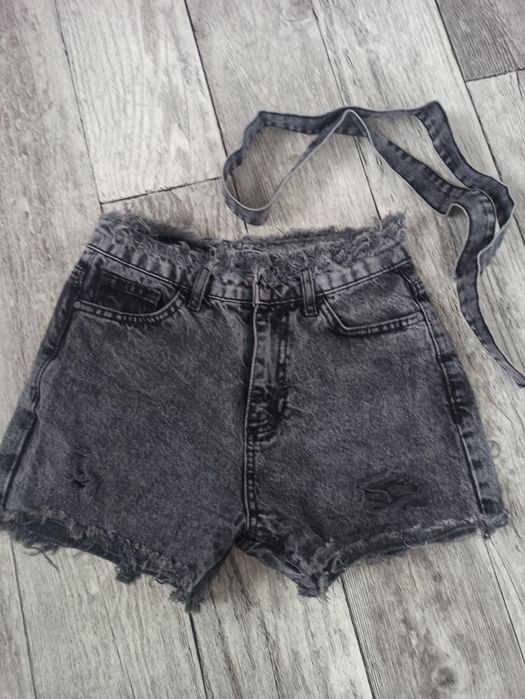 Жіночі джинсові шорти
