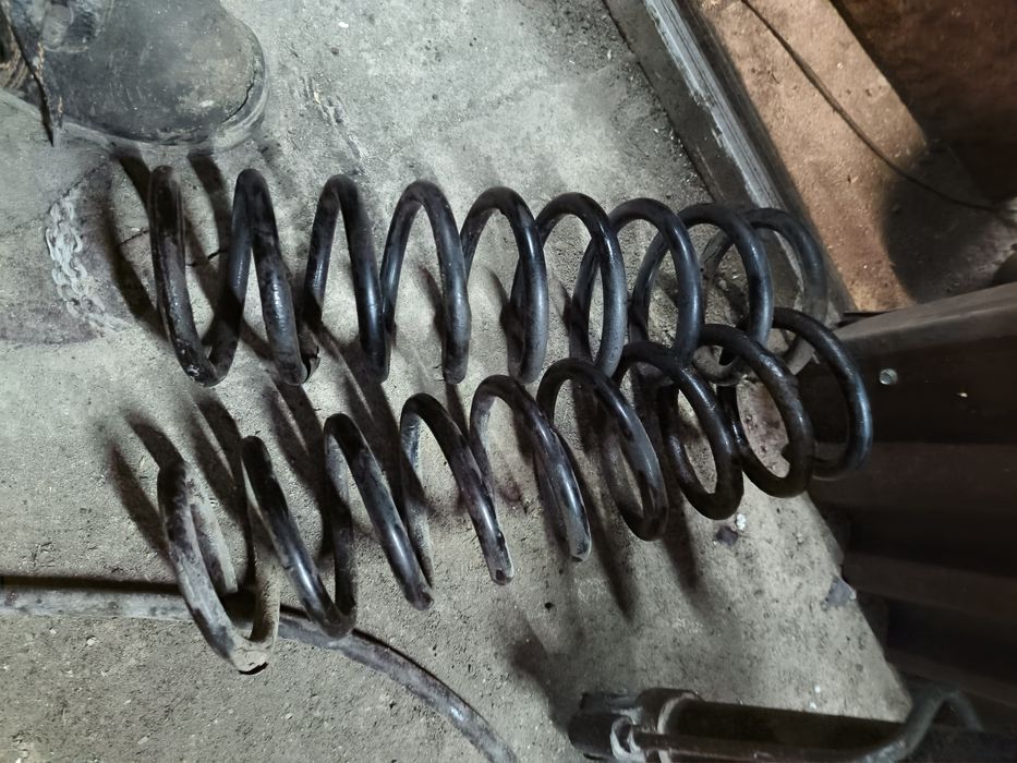 Amortyzator tył edc BMW e38 lewy i prawy