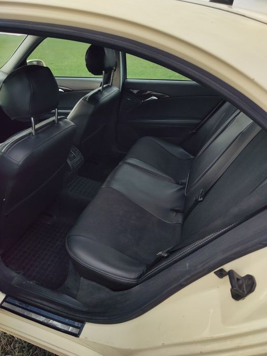 Продам Mercedes w211