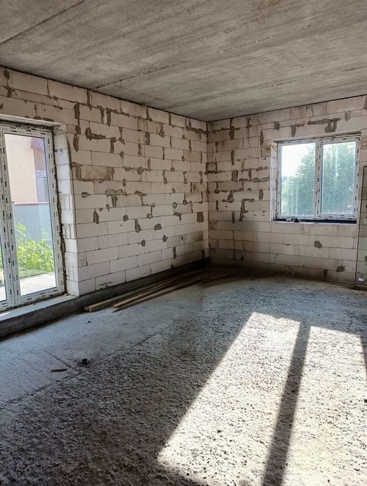 Продаж 4-кім. будинку Бірки