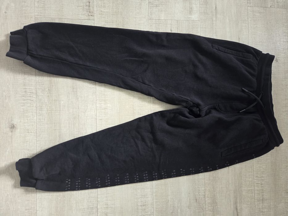 Spodnie dresowe czarne. r 170