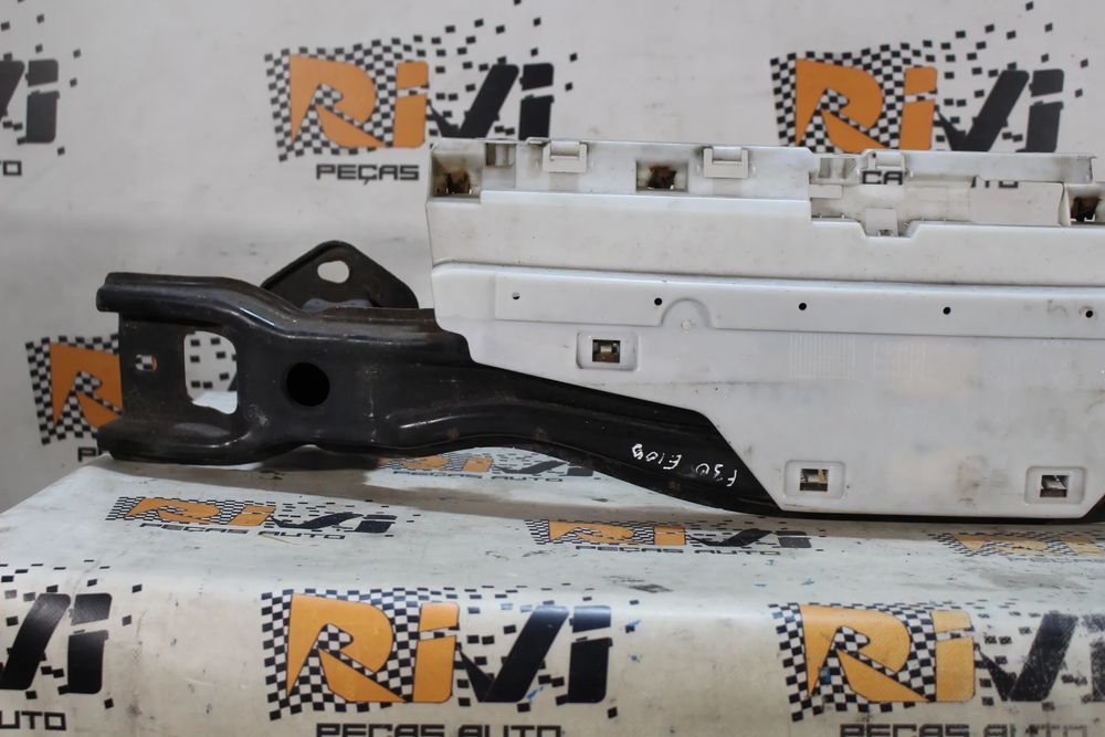 Reforço pára-choques trás BMW 3 (F30, F80)