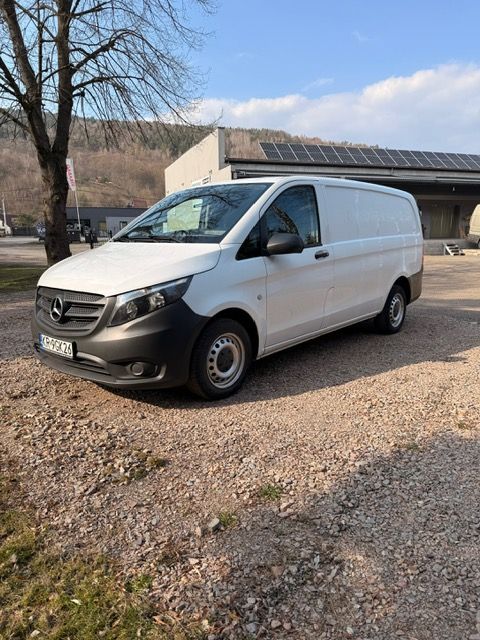 Mercedes-Benz VITO  Pierwszy właściciel, klima, elektryczne szyby, mały przebieg, długi