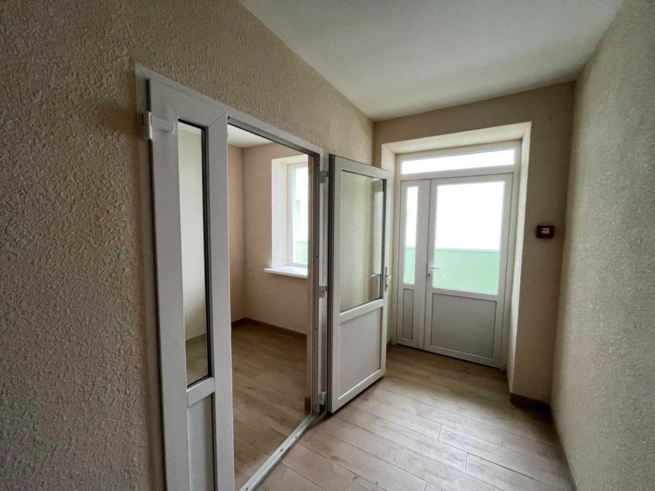 Однокімнатна 47м² від Рауш Є-Оселя!