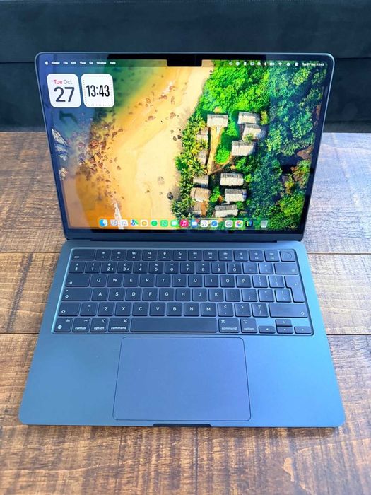 MacBook Air 13" M3 2024 | 16GB RAM | 512GB SSD | 96% Kondycji Baterii