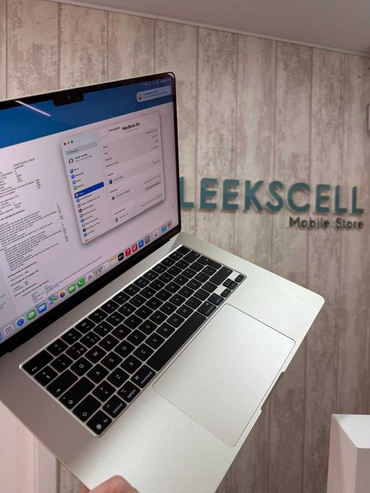 Macbook Air M4 - 15.3P - 16/512GB - LUZ DAS ESTRELAS - GARANTIA