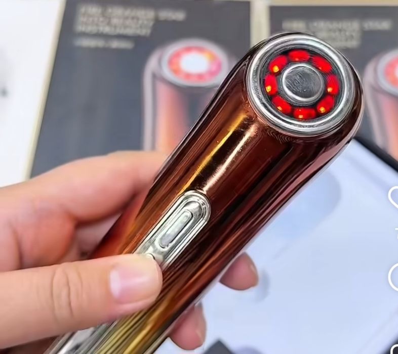 Мікротоковий LED масажер для обличчя