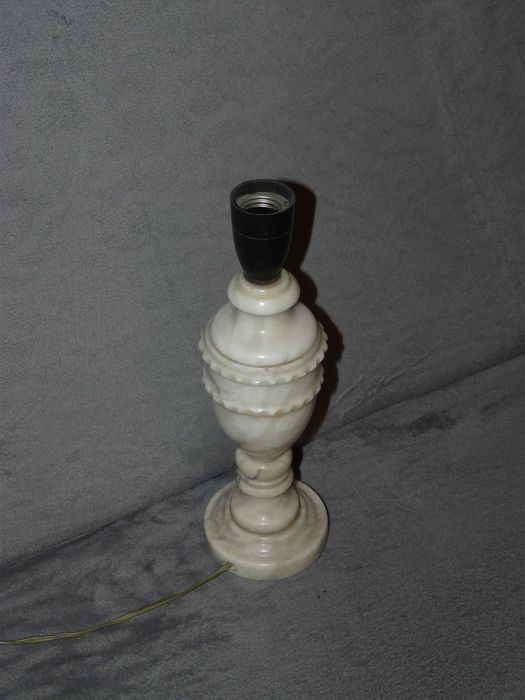 Lampa Marmurowy cokół