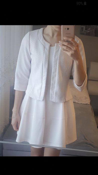 Elegacka, pudrowo-różowa narzutka damska