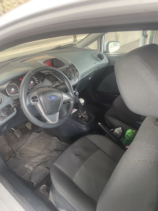 Ford fiesta comercial