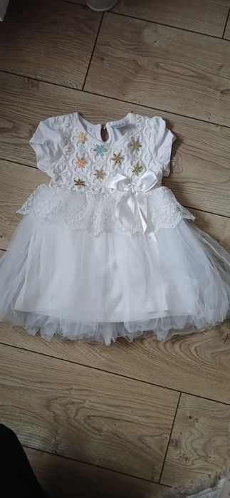 Святкова сукня  92 р