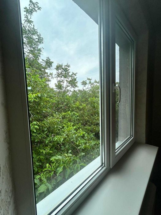 3-кімнатна квартира по вул. Космонавтів в гарному  стані. ТЕРМІНОВО!