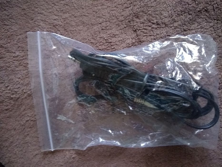 Kabel audio mini Jack 3,5mm - 2x RCA  3xRCA

kabel audio