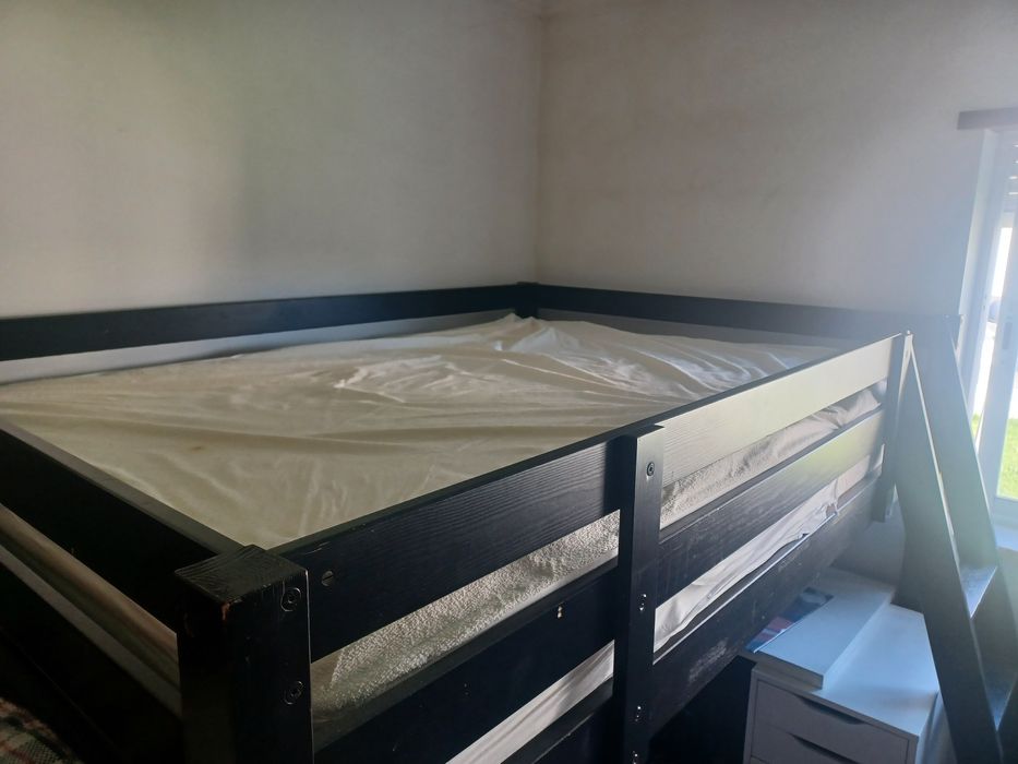 Cama casal alta com colchão