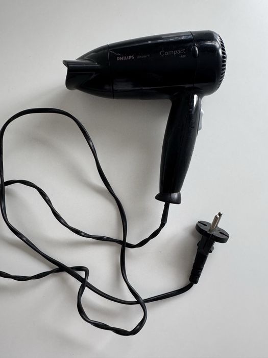 Фен Philips beauty Compact 1100