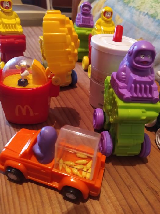 Set 8 figuras do MacDonalds