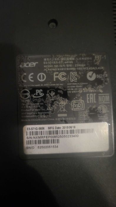 Laptop Acer Aspire E5-571G-5656