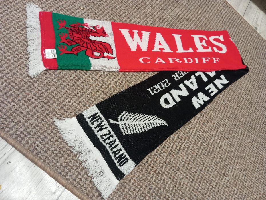 Szalik piłkarski Wales, News Zeland