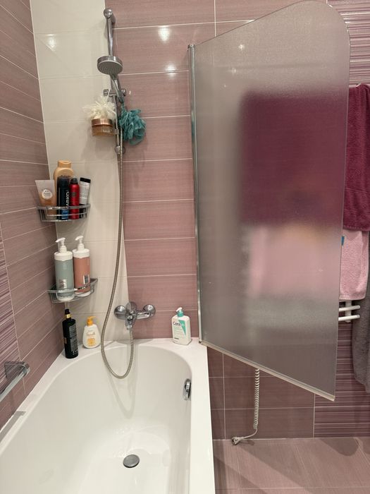 Продам шторку для душа