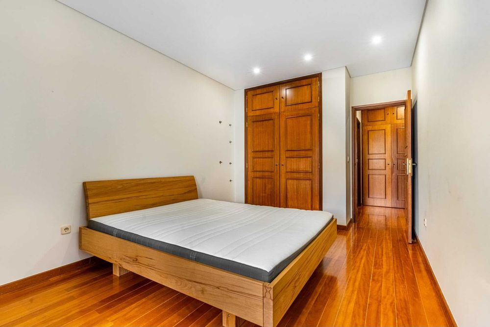 T3 duplex perto do D. Diogo