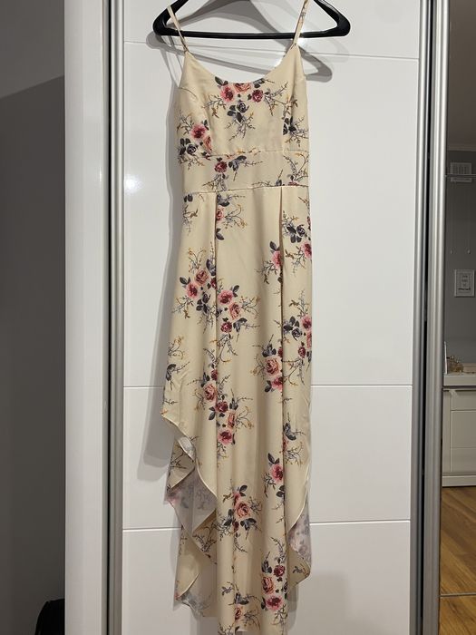 Nowa piękna sukienka w kwiatowy wzór Rose Boutique