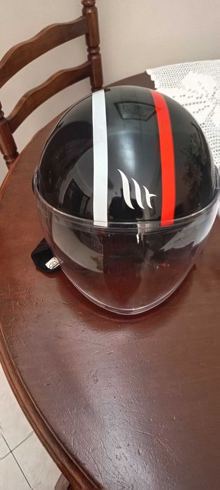 vendo Capacete de moto usado como novo