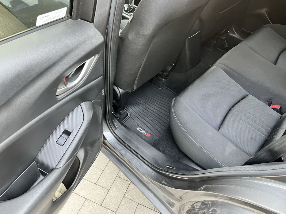 Mazda cx 3 salonowy