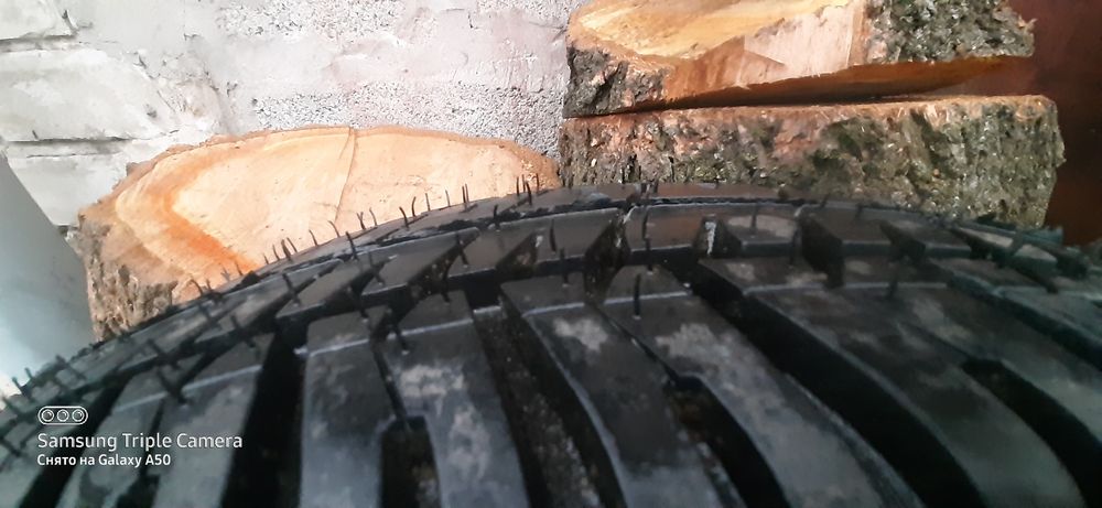 Продам колесо в зборе DEBICA