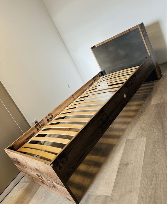 Łóżko młodzieżowe 90x200cm