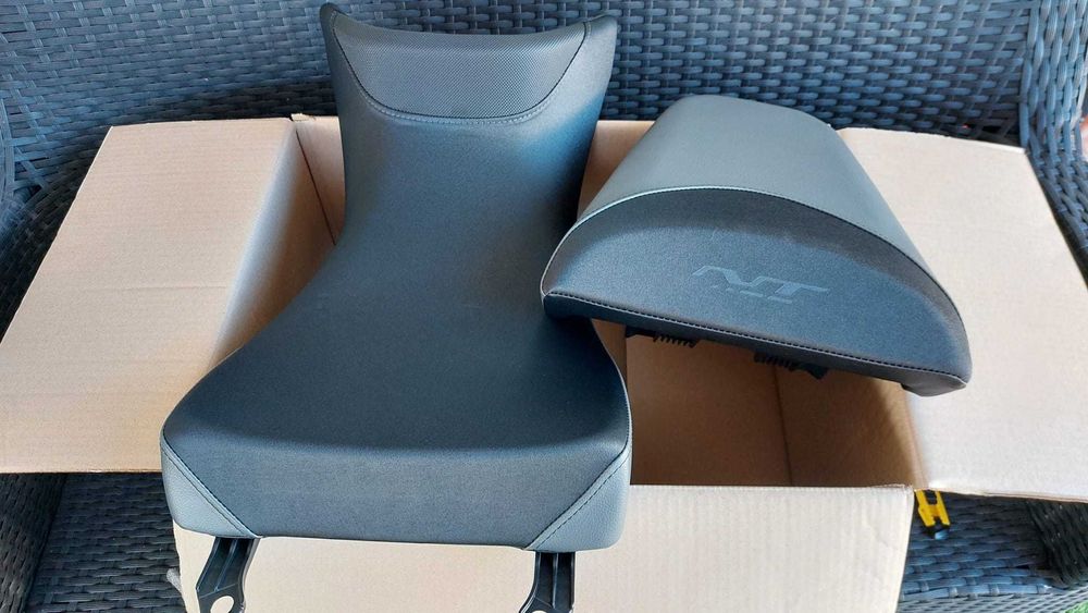 Honda NT 1100 - bancos novos a estrear