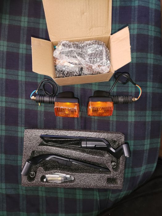 Espelhos e piscas para mota