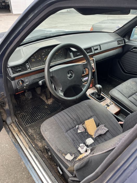 Peças Mercedes 200D