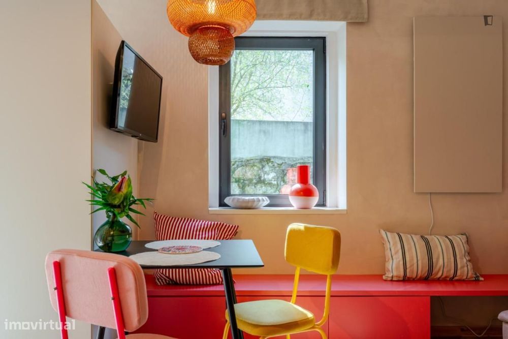 Casa com 1 quartos - localizado em Lordelo do Ouro Porto