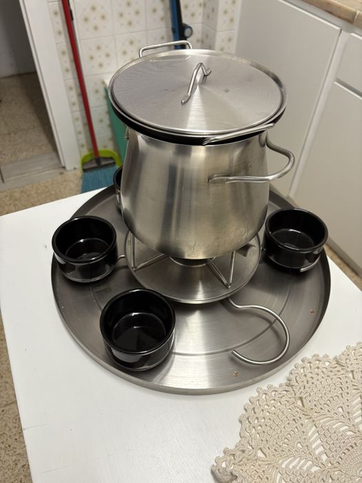 Fondue Bodum bom estado