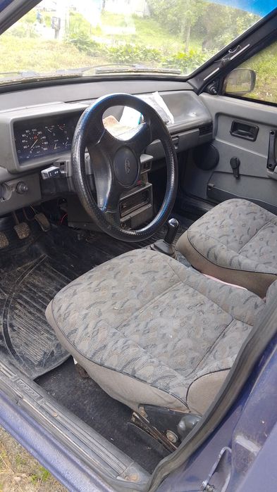 Автомобіль Ваз 2109