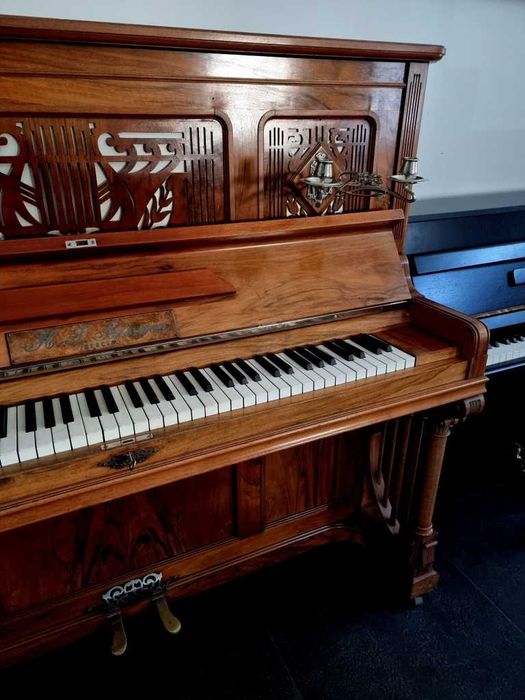 Pianino H.S. Riisnaes, Bergen 137cm politura KONCERTOWE UNIKATOWE