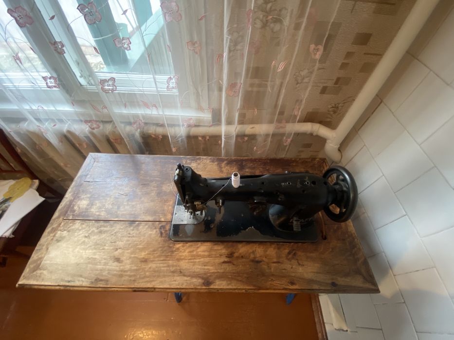 Швейная машинка антиквариат Pfaff