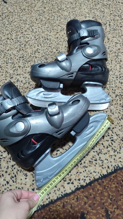 Ковзани з Німеччини Nijdam