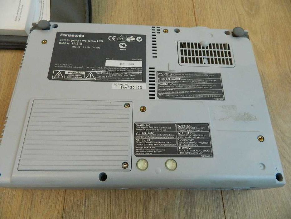 Projektor Panasonic PT-LB10E