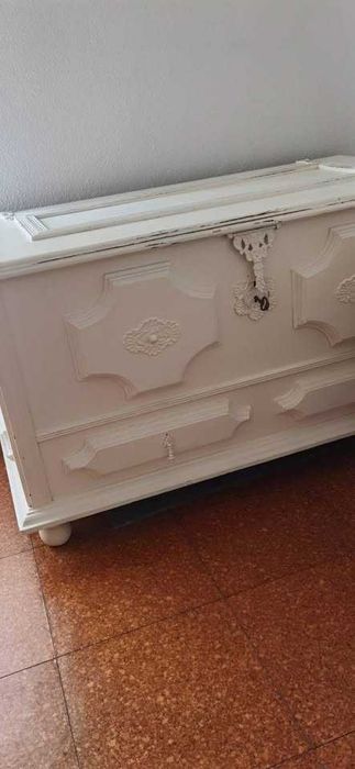 Arca em madeira  vintage