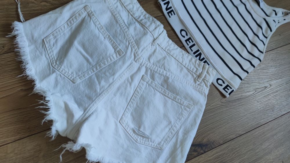Spodenki białe jeansowe Zara rozm 38 szarpane denim