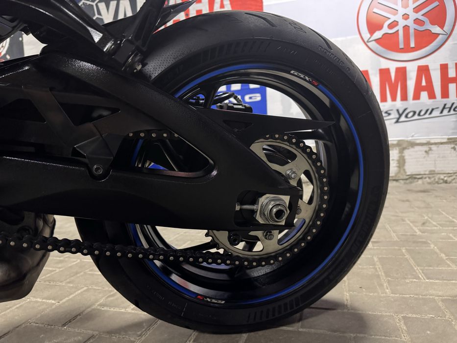 Японский мотоцикл Suzuki GSX-S1000F 2019г.