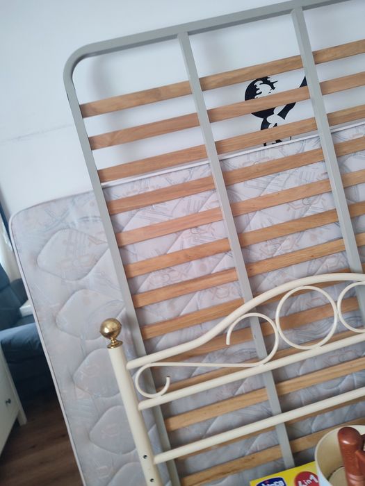 Cama casal de ferro