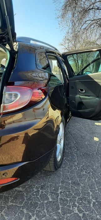 Renault Megan 3 2013 г.в. - сел и поехал, т.к. не требует вложений.