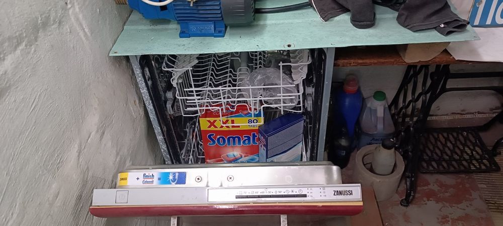 Продам посудомоечная машину